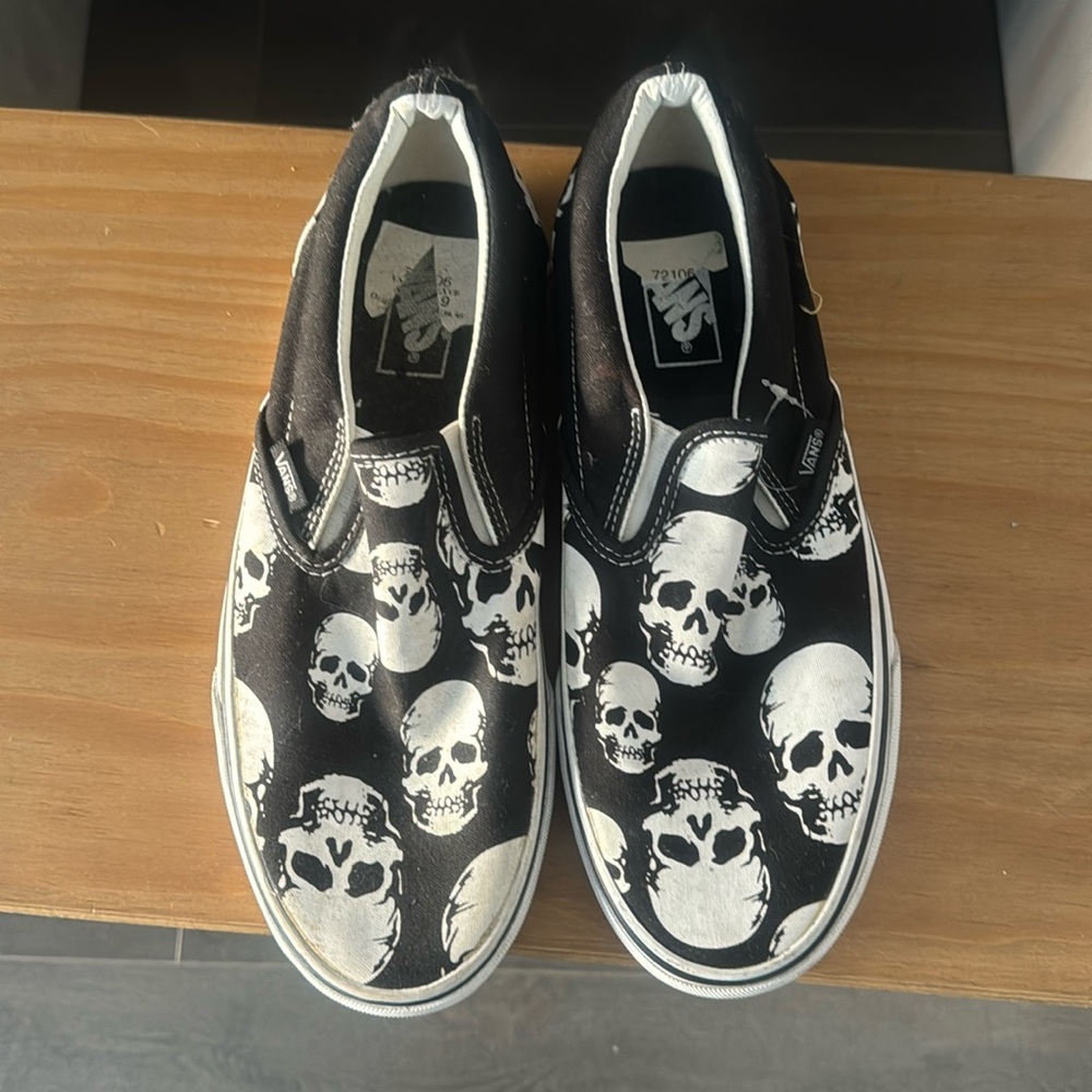 Vans skull 💀 slides